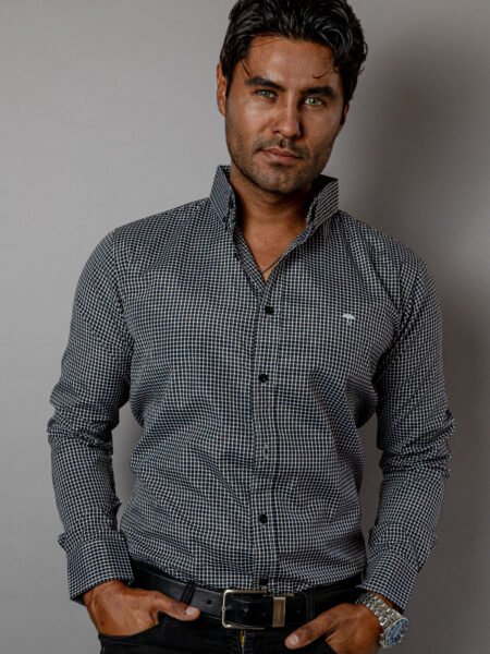 Camisa Hombre Casual Negra Mini Cuadros Blancos