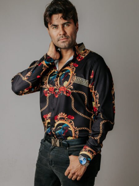 Camisa Hombre Casual Negra Toros Rosas Figuras 1